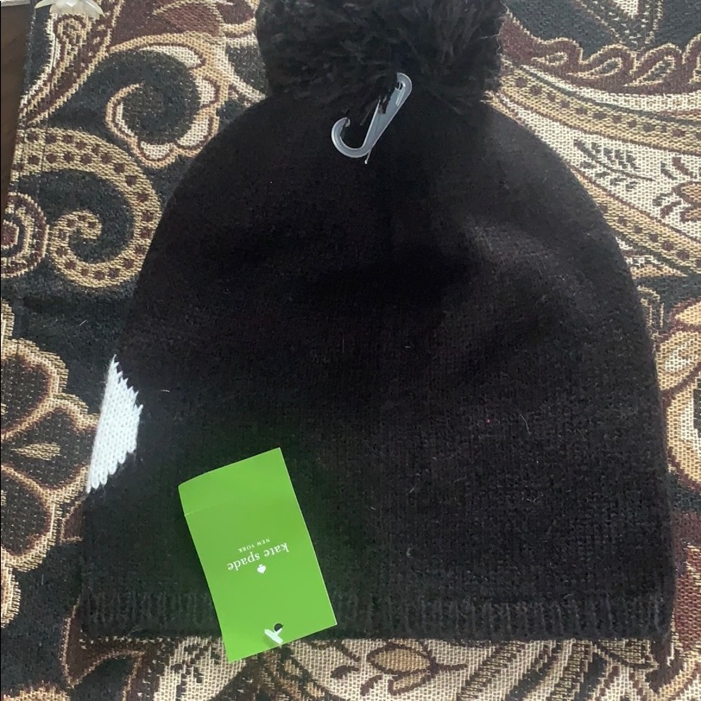 Kate Spade winter hat.  Retail $58 NWT - Picture 4 of 5